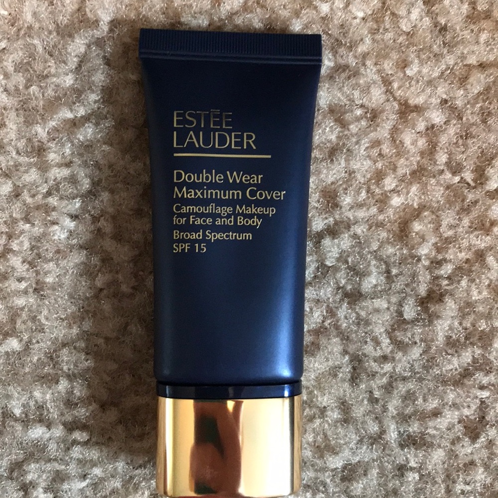 Estée Lauder Foundation